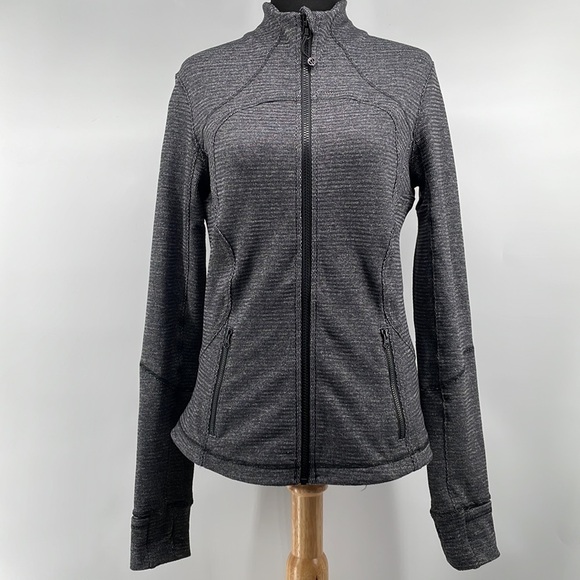 LULULEMON Forme Jacket (Cuffins)
Coco Pique Black sz 8 - Picture 4 of 12